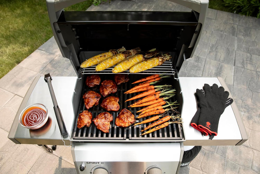 Spirit II E-210 GBS Barbecue à Gaz,2 Brûleurs,Surface de Cuisson 51 x 46 cm,Thermomètre de Couvercle,Table d'Appoint Rabattable (Gauche),4 Roues - Noir et Argent (44010153)