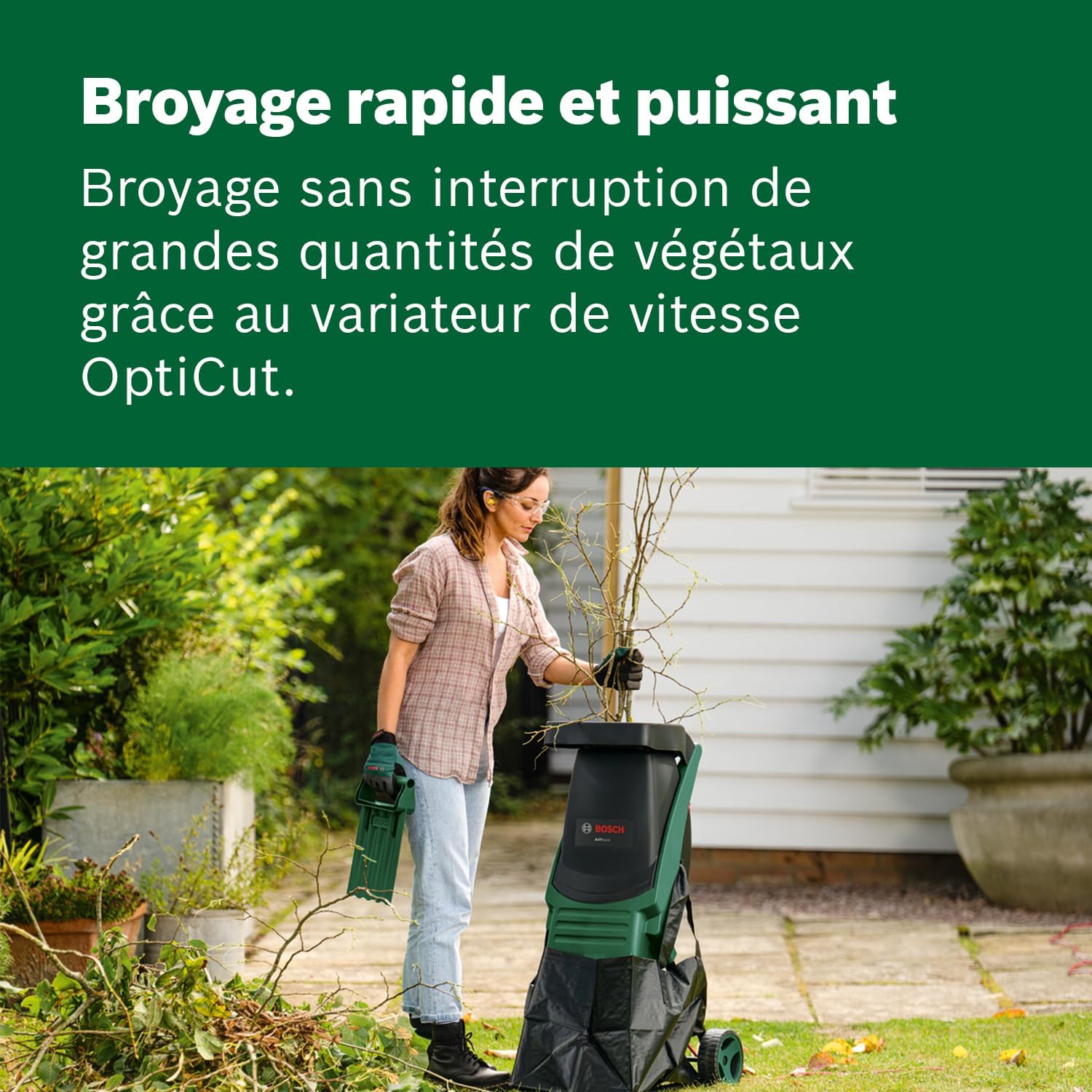 Bosch AXT Rapid 2000 Broyeur de végétaux (pour un broyage puissant des débris de jardin ; moteur puissant de 2000 W)