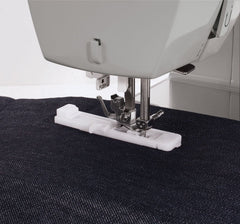 2025 Macchina per cucire Heavy Duty 4423 -