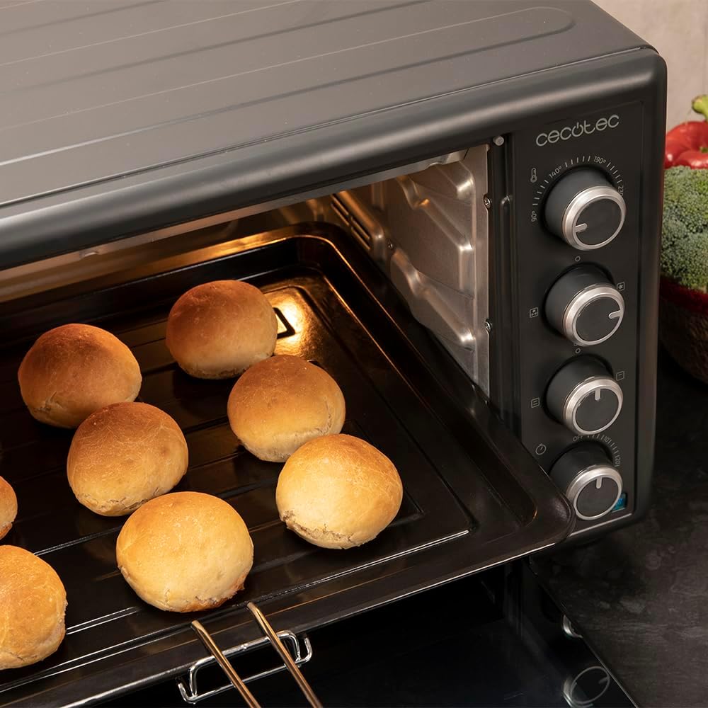 Cecotec Four Convection de Table de 60 Litres Bake&Toast 6090 Black Gyro, 2200 W, Lumière Intérieure, 12 Fonctions, Température Jusqu’à 230º, Porte à Double Verre, Inclut Tournebroche