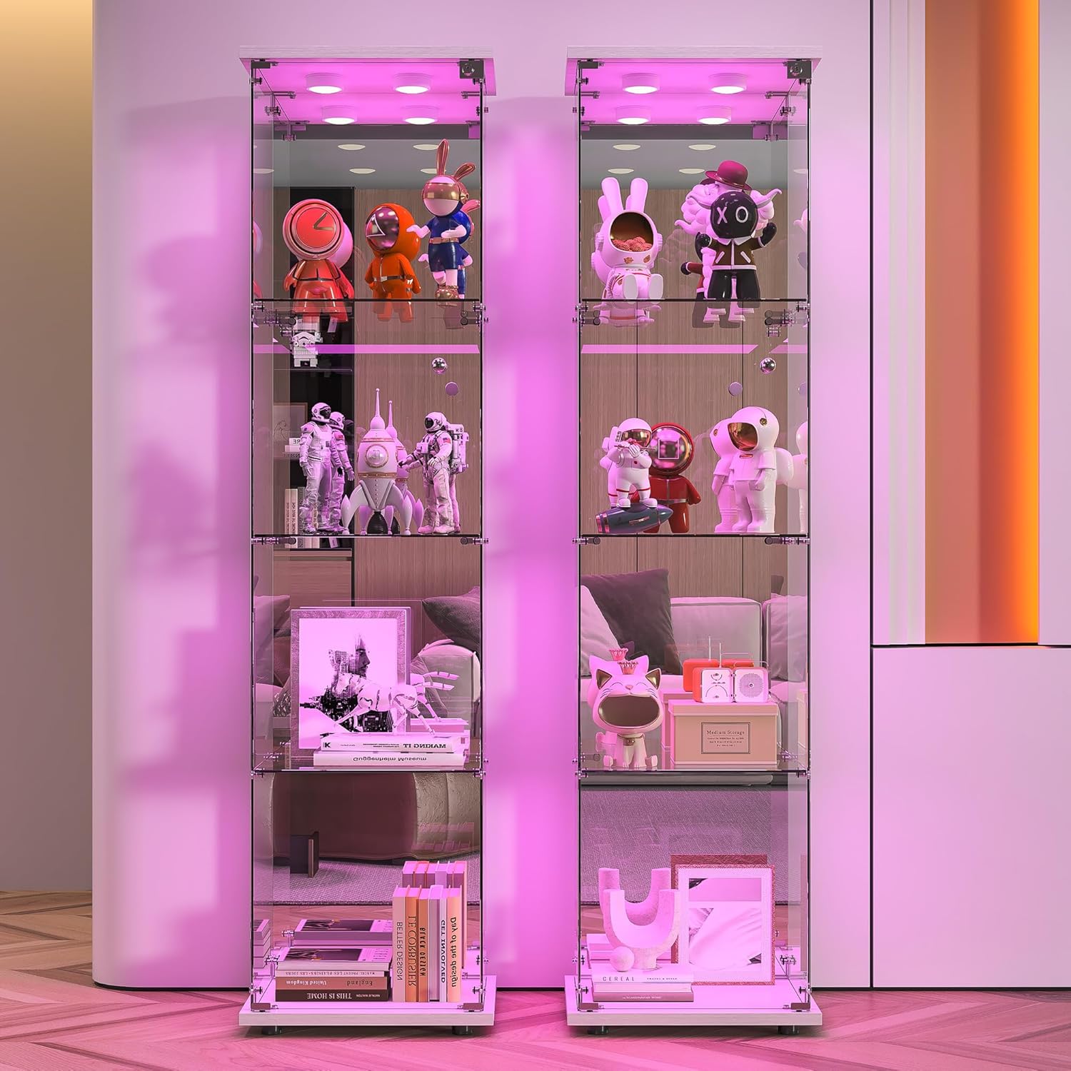 BPKADHY Vitrine sur pied en verre à 4 couches - 1 porte - Lampe LED et serrure avec paroi arrière miroir - Armoire de salon pour objets de collection et livres - Blanc