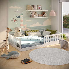 CADANI Timi 2en1 Lit au Sol 120x200 cm Lit Enfant Montessori avec Barrière de Sécurité et Sommier à Lattes, Bois Massif Pin, Blanc, 3 Variantes de Construction, Transformable